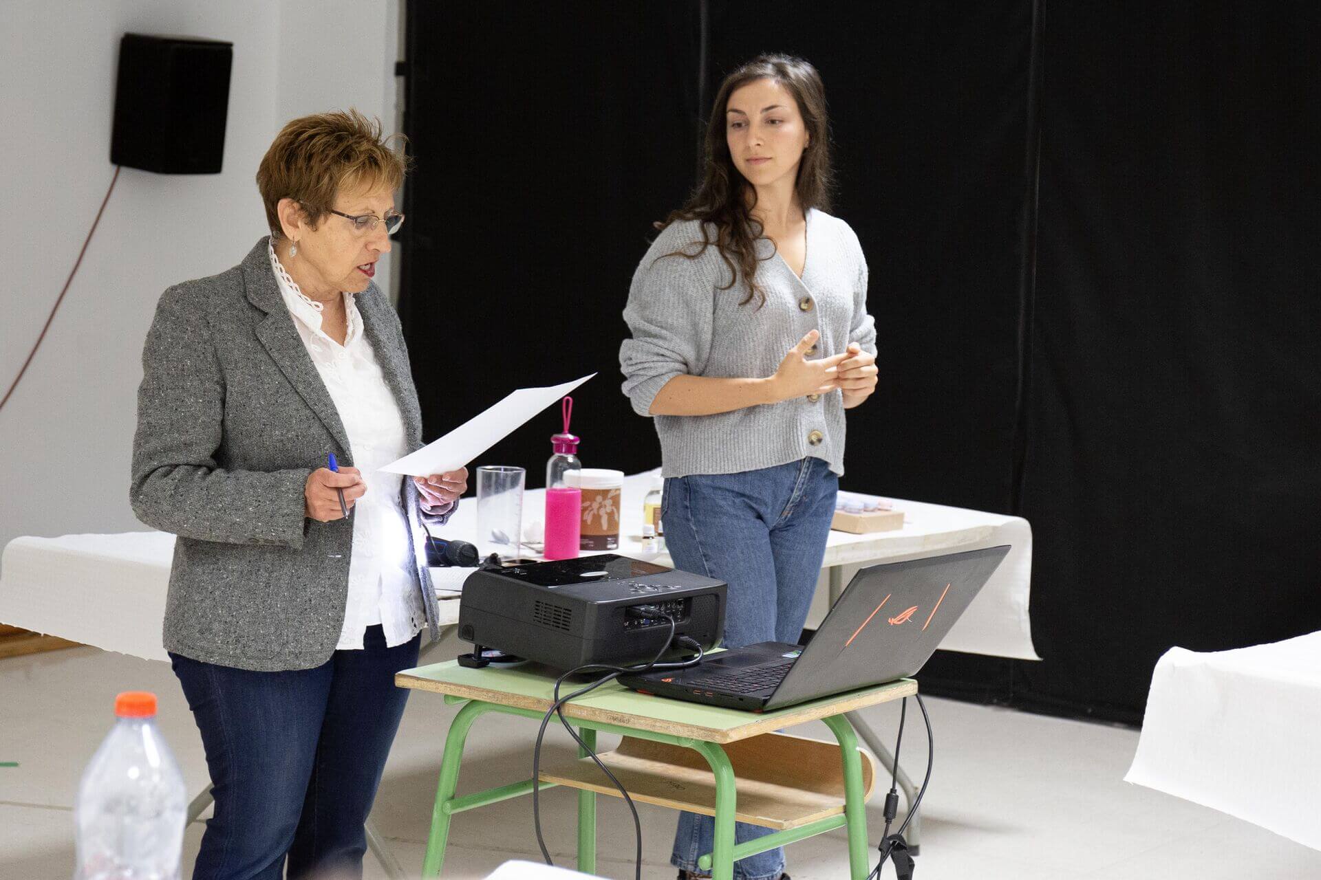Taller de cosmética natural en Cheste promueve bienestar